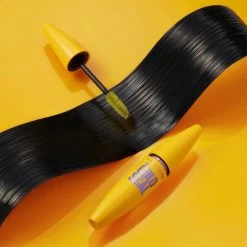 Maybelline New York Mascara Volume Express Colossal 01 Black, 10 Ml -Make-up Foundation Verkäufe maybelline new york mascara volume express colossal 01 black